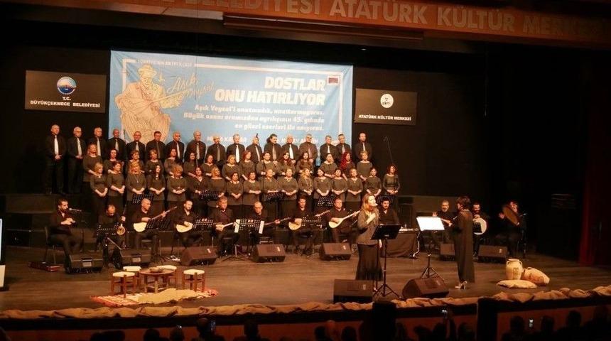 Aşık Veysel&rsquo;in Torunu &Ccedil;iğdem &Ouml;zer:" Dedem İlk Şiirini Mustafa Kemal Atat&uuml;rk İ&ccedil;in Yazmıştır"