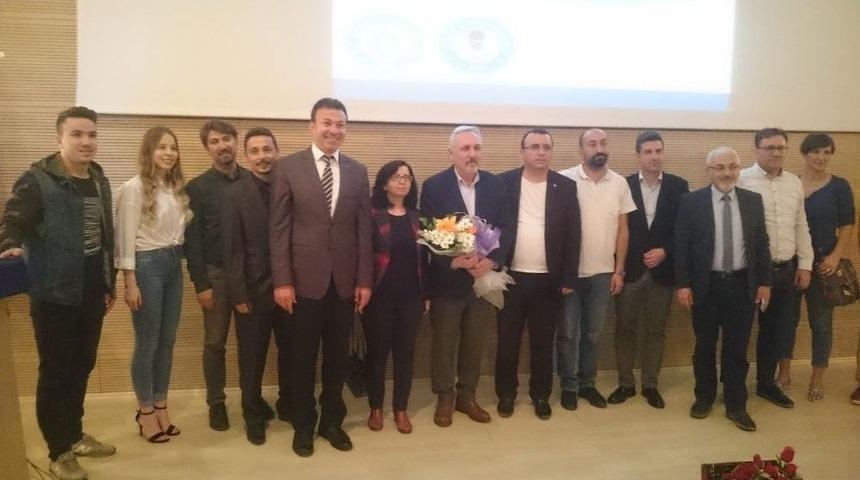 Uşak &Uuml;niversitesinde &ldquo;atat&uuml;rk Modernleşme Ve Gen&ccedil;lik&rdquo; Konulu Konferans