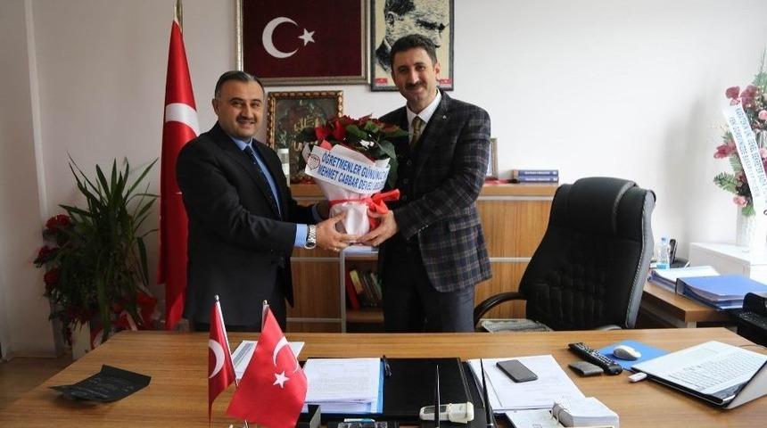 Başkan Cabbar&rsquo;dan &Ouml;ğretmenler G&uuml;n&uuml; Tebriği