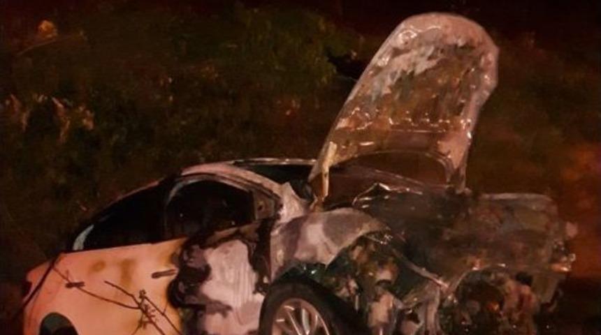 Adana&rsquo;da Otomobil Boş Araziye U&ccedil;tu: 2 &Ouml;l&uuml;