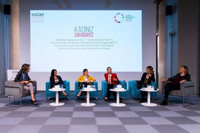 Kadınlar Sahaya İniyor 1