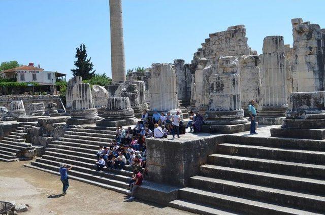 “biz Anadoluyuz” Projesi Kapsamında 50 Öğrenci Didim’i Gezdi