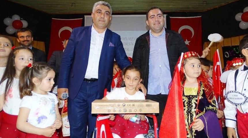 Başkan &Ccedil;alışkan&rsquo;dan Engelli Minik Tuba&rsquo;ya Bilgisayar Jesti