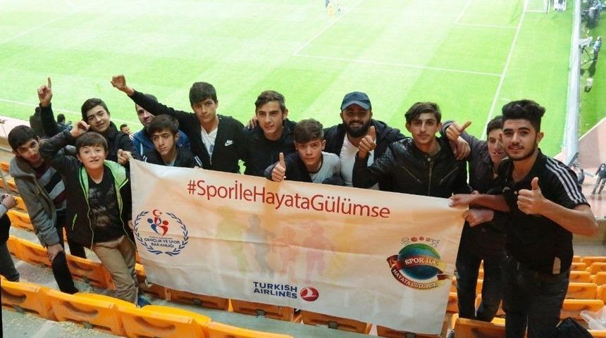 Ağrı&rsquo;da &ldquo;spor İle Hayata G&uuml;l&uuml;mse&rdquo;