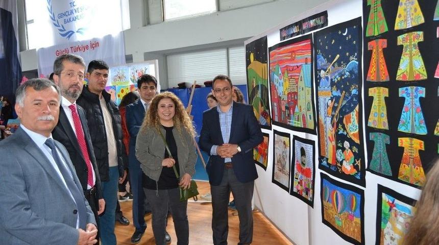 Ala&ccedil;am&rsquo;da Resim Sergisi