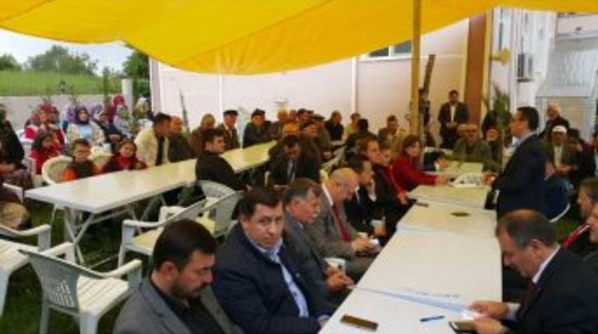 Kaymakam &Ccedil;ağlar Sorunları Yerinde Dinliyor