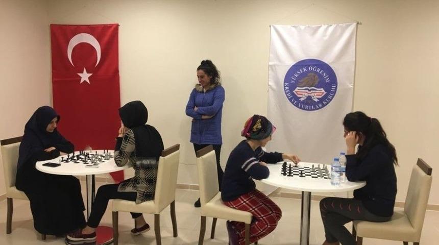 Kyk T&uuml;rkiye Satran&ccedil; Turnuvası&rsquo;nda Kars&rsquo;ı Temsil Edecek &Ouml;ğrenciler Belirlendi