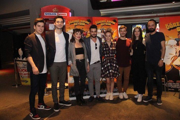 ’öğrenci Kafası: Soygun’ Filminin Ön Gösterimi Eskişehir’de Yapıldı G1