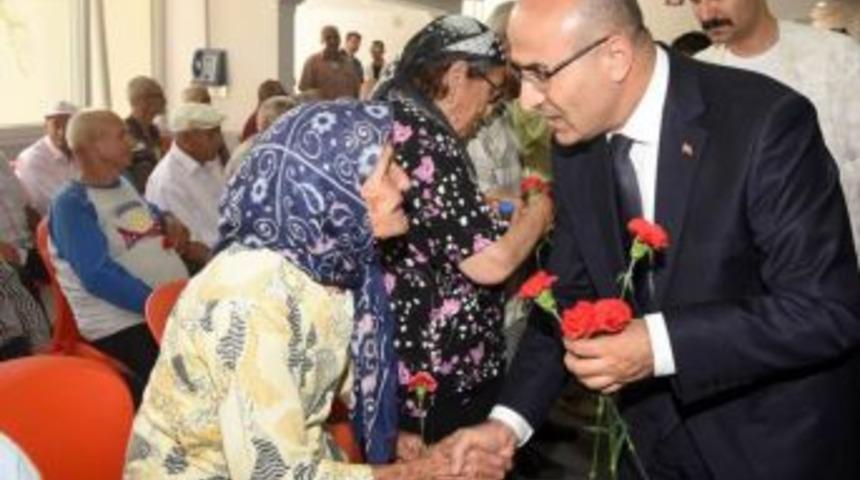 Vali Demirtaş: "yaşlılarımızın En B&uuml;y&uuml;k İhtiyacı İlgi, Şefkat Ve Sevgidir"