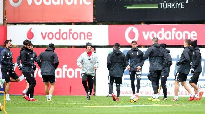 Beşiktaş, Evkur Yeni Malatyaspor Ma&ccedil;ı Hazırlıklarına Başladı