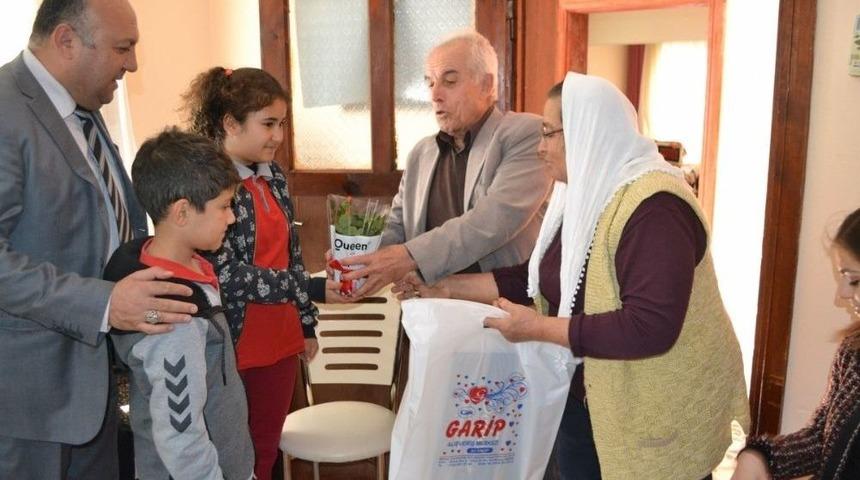 Bozyazı&rsquo;da Emekli &Ouml;ğretmenlere Vefa