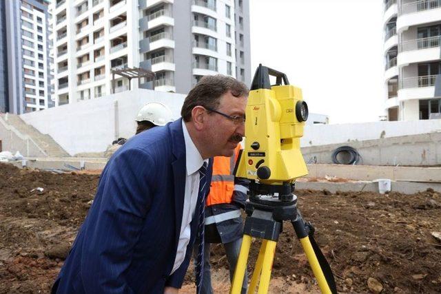 Bayram, Tuana Evleri’nde İncelemelerde Bulundu