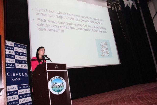 Develi&rsquo;de Uyku Bozukluğu Semineri 1