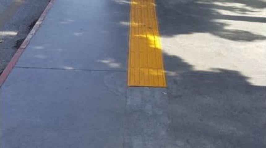 &Ouml;ğrencilerin Engelli Yolu Duyarlılığına Rekt&ouml;r&rsquo;den Jet Yanıt