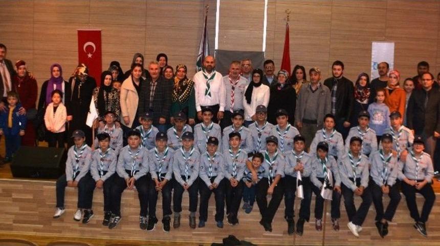 25 &Ccedil;ocuk, Yemin Edip İzci Oldular