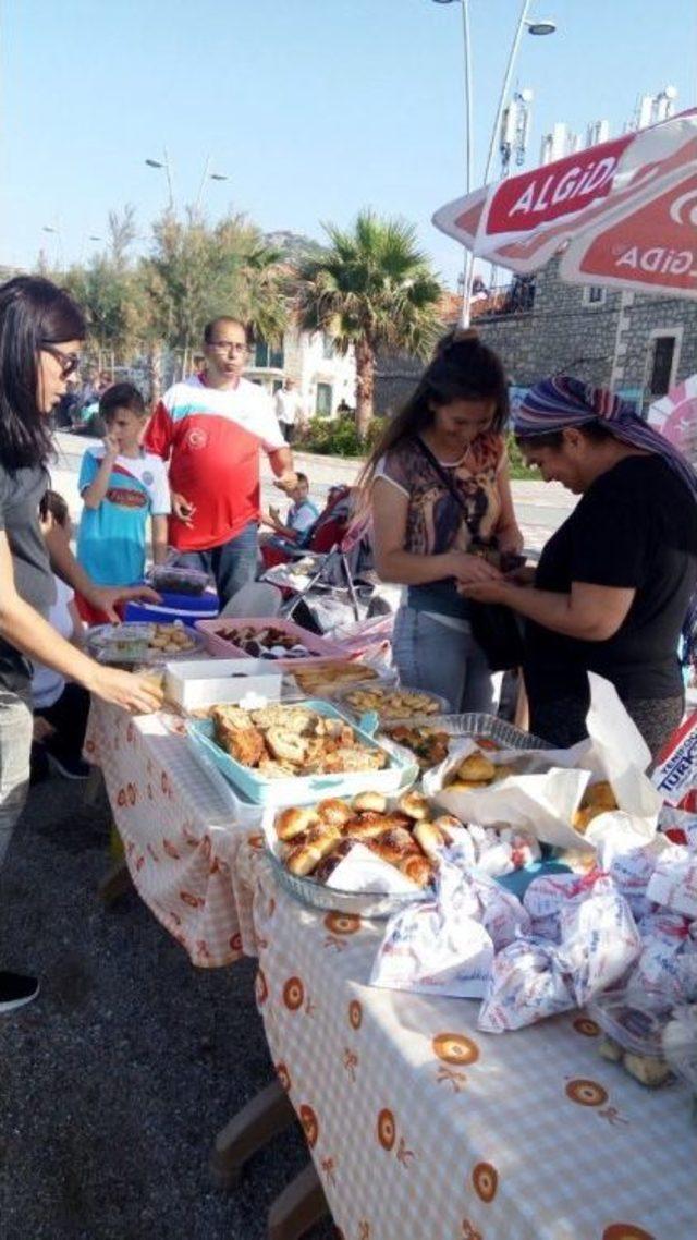 Foça’da Uçurtma Şenliği