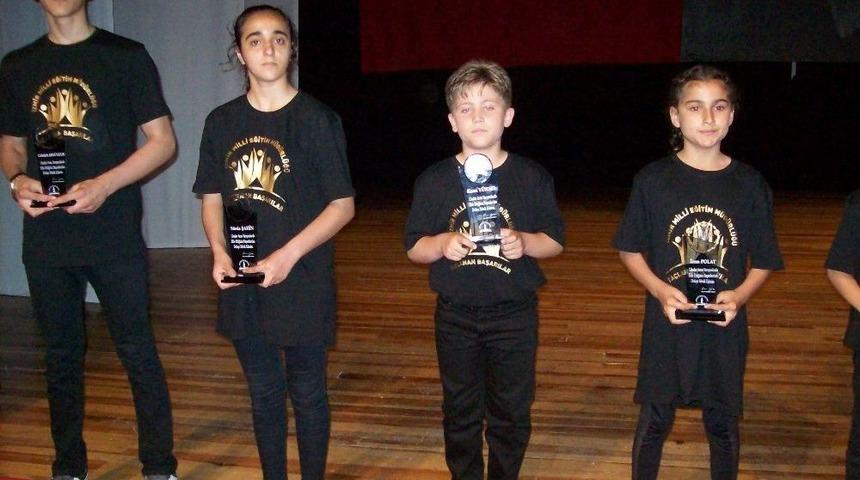 Fo&ccedil;a&rsquo;nın Gurur G&uuml;n&uuml;