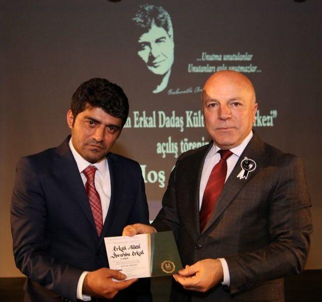 İbrahim Erkal Dadaş K&uuml;lt&uuml;r Ve Sanat Merkezi A&ccedil;ıldı 1