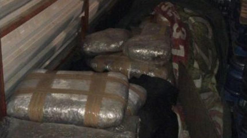 İstanbul Ve Muğla’daki Operasyonlarda 1 Tonun Üzerinde Uyuşturucu Madde Ele Geçirildi