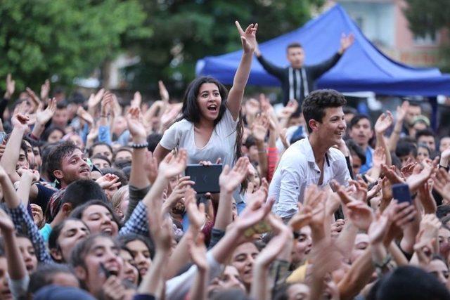 Mardin’de 1 Günde 2 Ayrı Yerde Konserler Verildi
