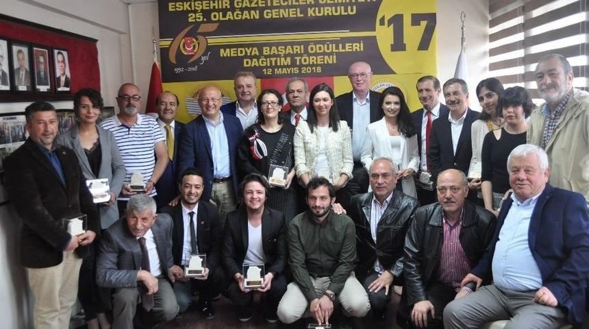 Eskişehir Gazeteciler Cemiyeti Medya Başarı &Ouml;d&uuml;lleri Sahiplerini Buldu