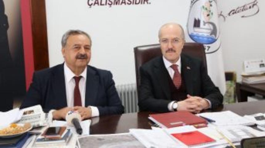 Kafaoğlu&rdquo; &Ouml;znemiz Burhaniye, Sığ Siyasi G&ouml;r&uuml;şleri Aşmamız Lazım&rdquo; Dedi