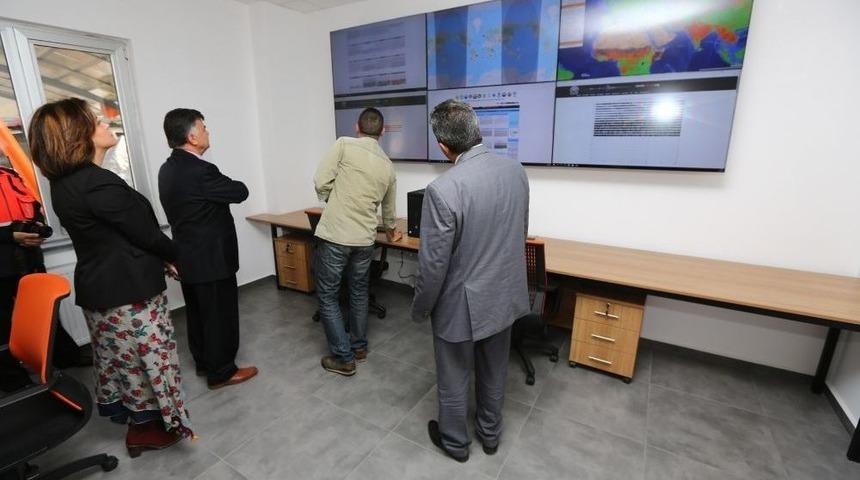 Nil&uuml;fer Afetlere Hazır