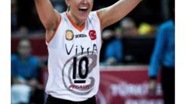 Eczacıbaşı Vitra, Larson’la Sözleşme Uzattı