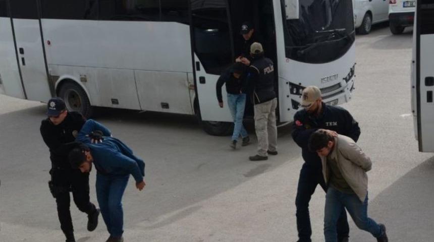 Van’da Terör Operasyonu: 26 Gözaltı