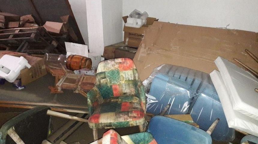 Midyat’ta Etkili Olan Yağış Bodrum Katındaki Evin Eşyalarını Kullanılamaz Hale Getirdi