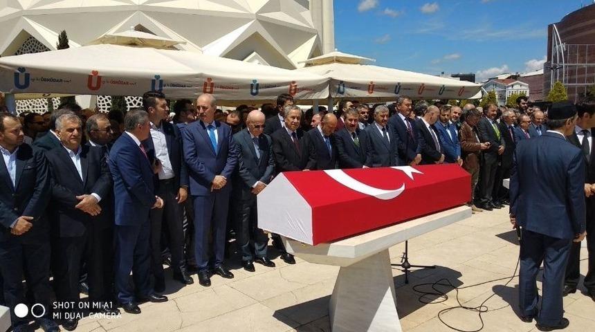 Yazar Ve Felsefeci Mehmet Niyazi &Ouml;zdemir Son Yolculuğuna Uğurlandı