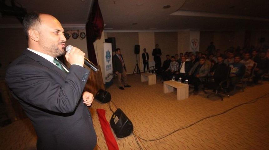 Başkan &Ouml;zaltun: &ldquo;&uuml;niversite Gen&ccedil;liğimizi De Unutmuyoruz&rdquo;