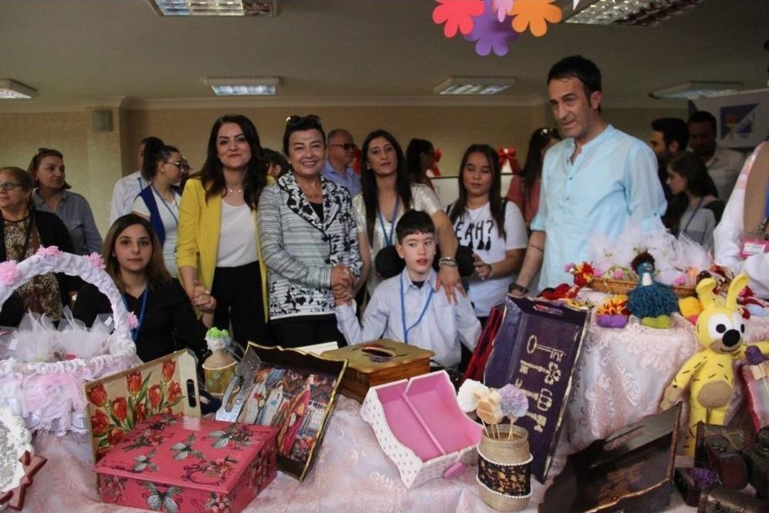 Sanat Engel Tanımıyor