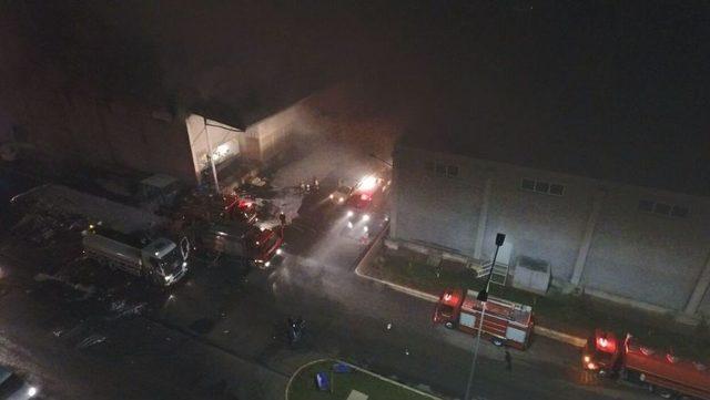 Fabrika Yangınında Faciayı Planlı Yapılaşma &Ouml;nledi 1
