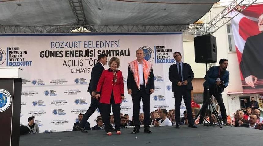 &rsquo;ezan Okunuyor&rsquo; Diyen Vatandaşlar İnce&rsquo;yi Susturdu