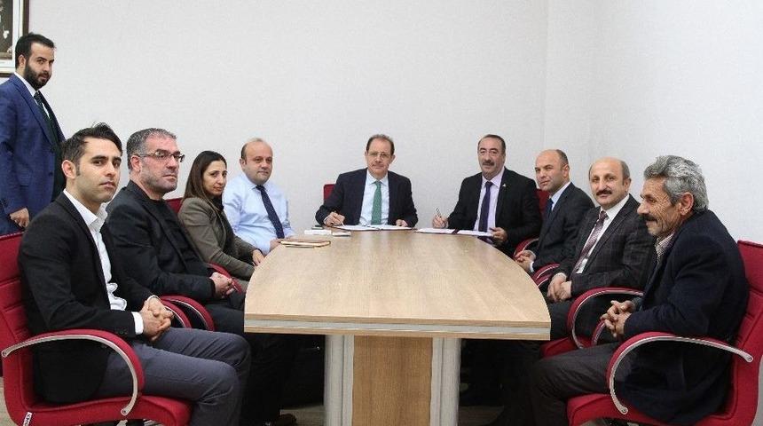 Bayburt Üniversitesi İle Bayburt Arı Yetiştiricileri Birliği Arasında Protokol İmzalandı