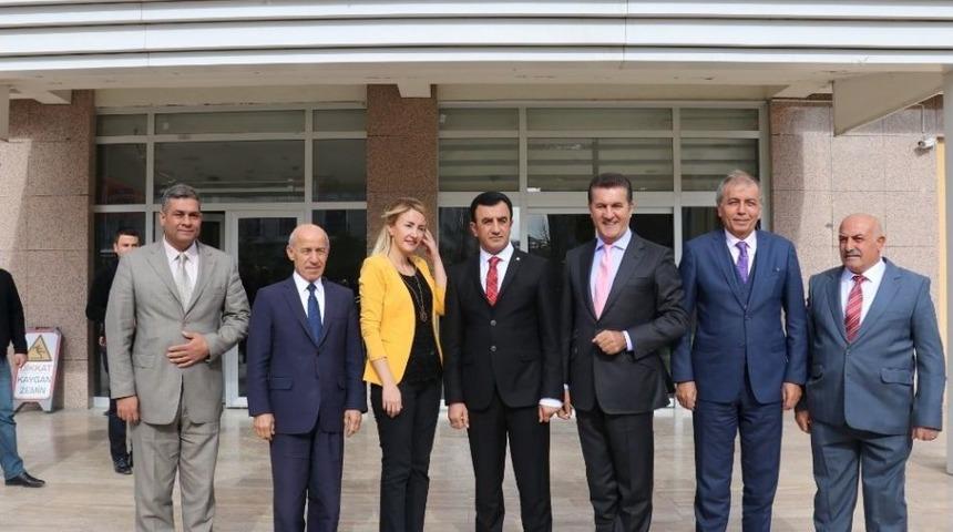 Mustafa Sarıg&uuml;l Siyasete Yeşil Işık Yaktı