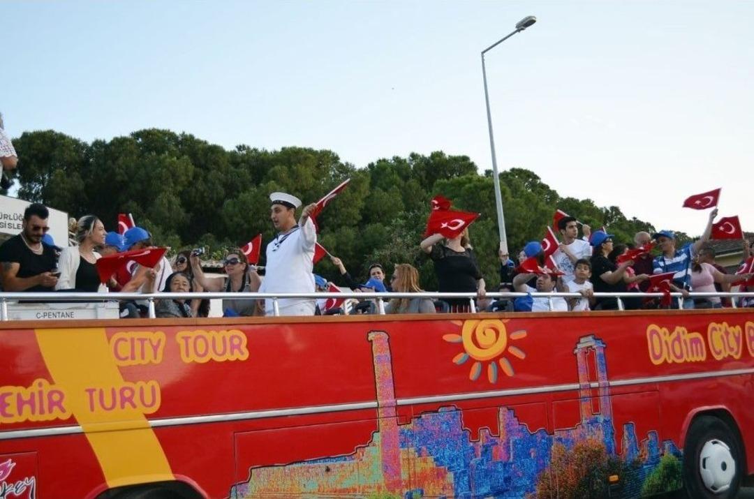 Didim&rsquo;de Engelsiz Fest Heyacanı S&uuml;r&uuml;yor