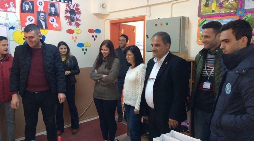 Kreş Öğrencilerinden İlkokul Öğrencilerine Destek