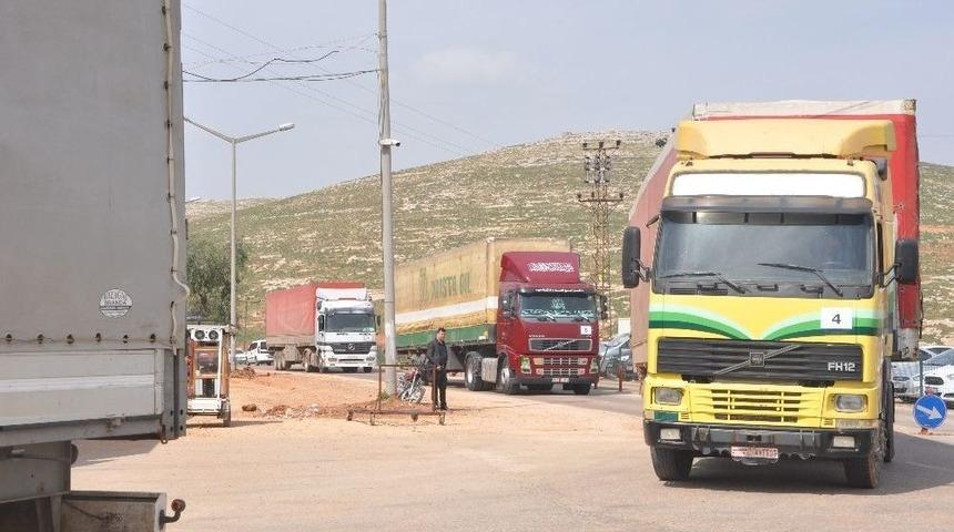 Bm&rsquo;den Suriye&rsquo;ye 21 Tırlık İnsani Yardım