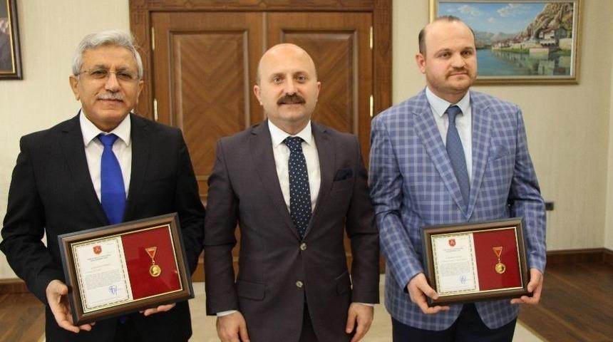 Tsk G&uuml;&ccedil;lendirme Vakfından Amasyalı İmamlara Madalya