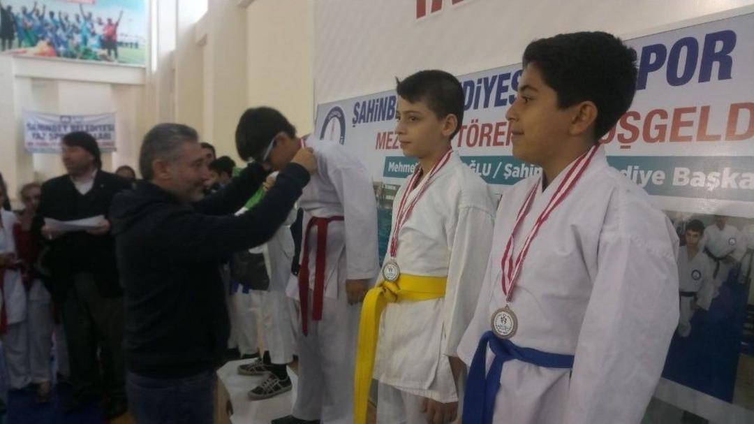 Şahinbey Belediyesi&rsquo;nden Karate Turnuvası