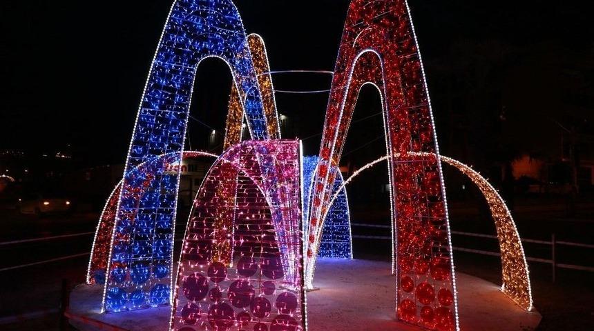 Ordu&rsquo;da Kavşaklar &lsquo;harikalar Diyarı&rsquo; Gibi