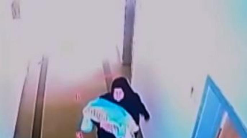 (&ouml;zel Haber) İşte Bebek Ka&ccedil;ıran Suriyeli Kadın