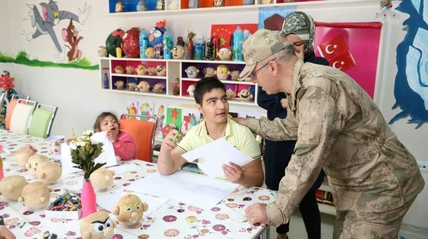 Jandarmadan Engelsiz Yaşam Akademisi&rsquo;ne Ziyaret