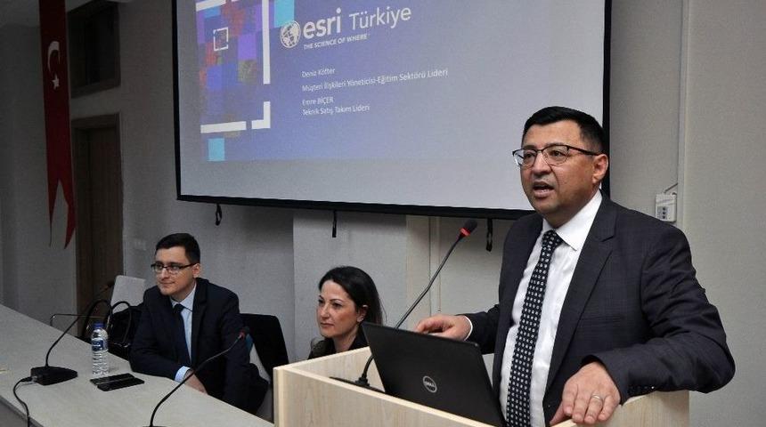 Ne&uuml;&rsquo;de Coğrafi Bilgi Sistemi Uygulamaları Anlatıldı