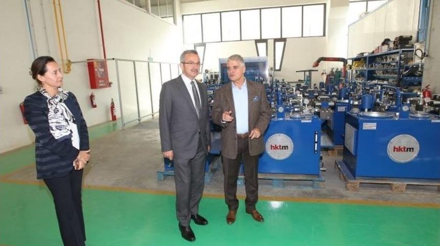 Başkan K&ouml;şker &Ouml;d&uuml;ll&uuml; Fabrikaları Ziyaret Ediyor
