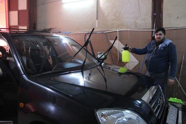 S&uuml;r&uuml;c&uuml;lerin Yeni G&ouml;zdesi: &lsquo;hızlı Cila&rsquo; 1