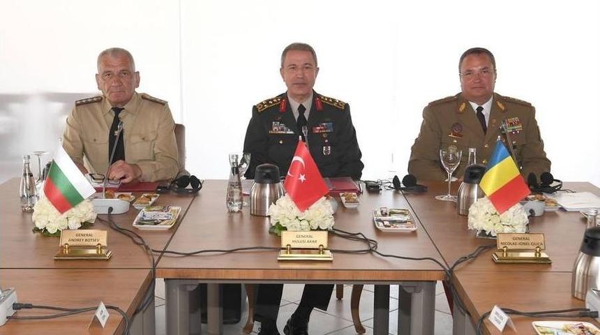 T&uuml;rkiye, Bulgaristan Ve Romanya Genelkurmay Başkanları İzmir&rsquo;de Bir Araya Geldi