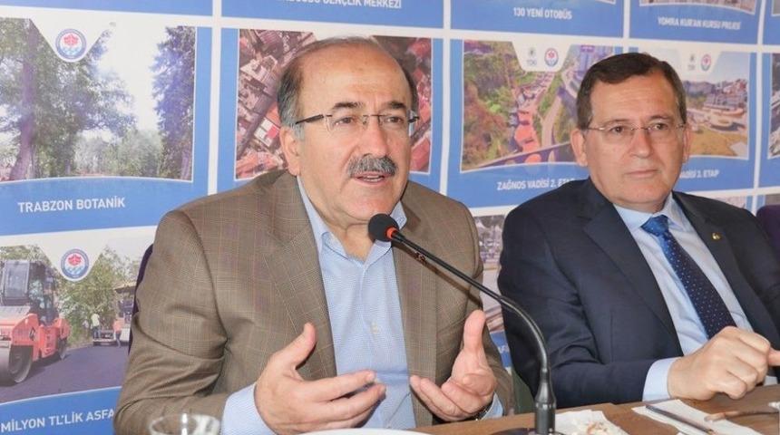 Başkan G&uuml;mr&uuml;k&ccedil;&uuml;oğlu İşadamları İle Disneyland Ve S&uuml;mela&rsquo;ya Teleferik Projelerini Konuştu